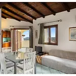 Laura - Elegant Sea View Retreat Вилла *