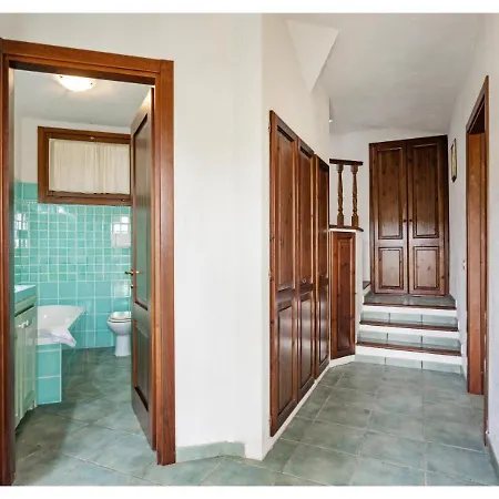 Villa Laura - Elegant Sea View Retreat *
