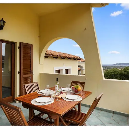 Laura - Elegant Sea View Retreat Villa