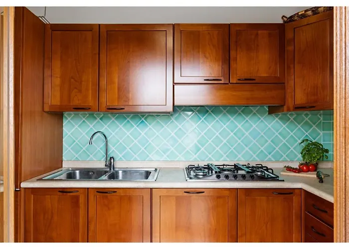 Laura - Elegant Sea View Retreat Porto San Paolo (Sardinia)